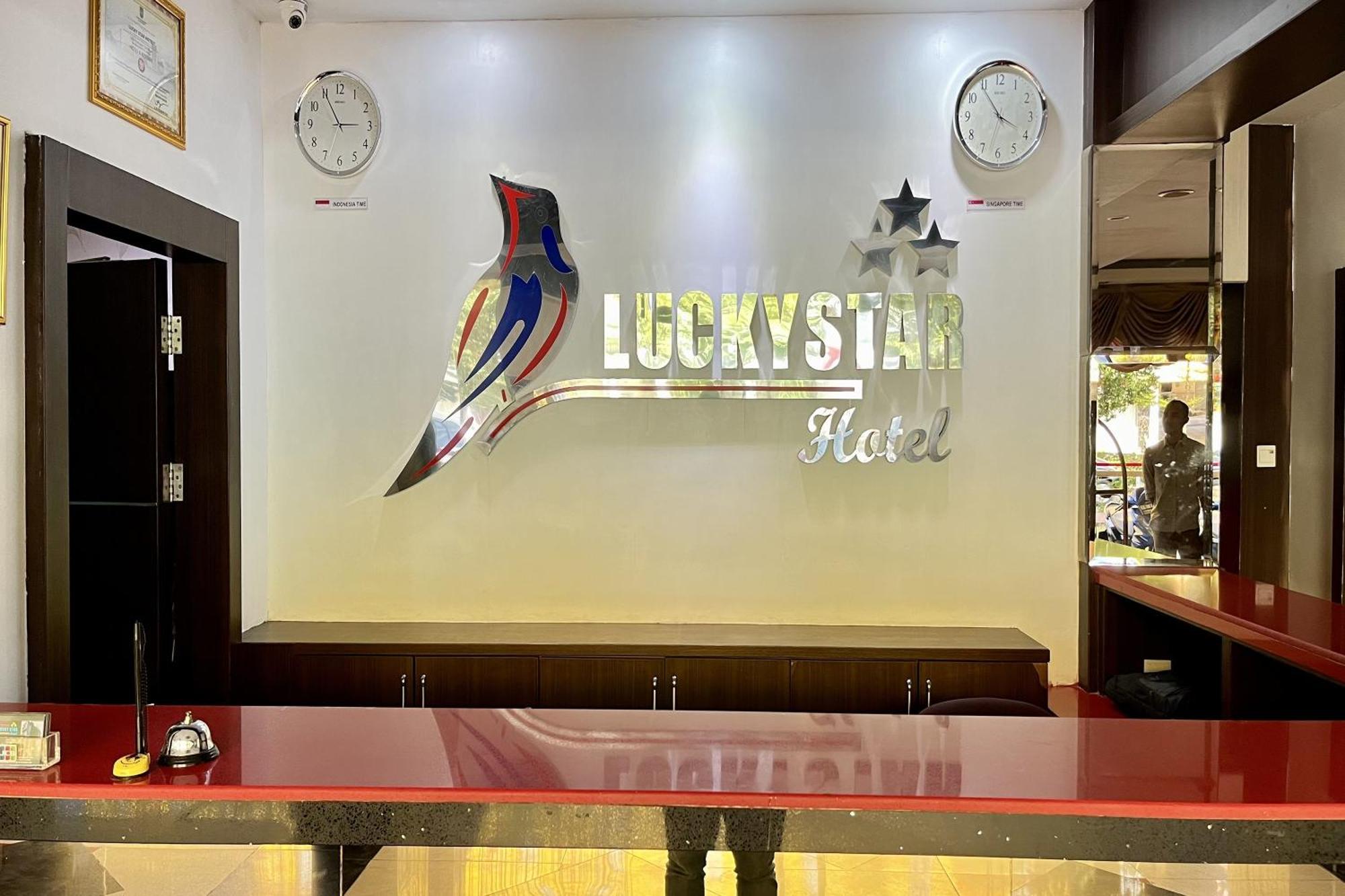 Lucky Stary Hotel Batam Nagoya Exterior photo